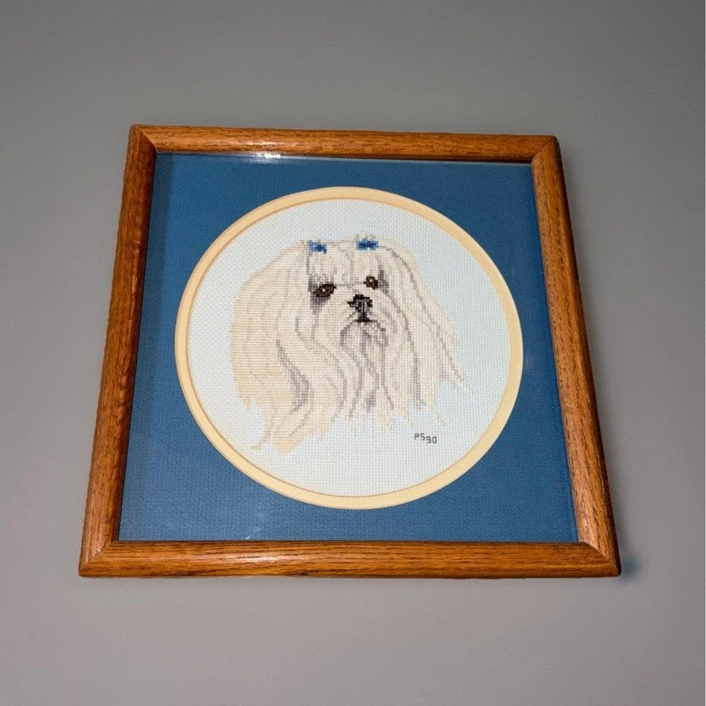 Vtg Framed Maltese Dog Needlepoint Cross Stitch Wall Art Handmade Pet Portrait